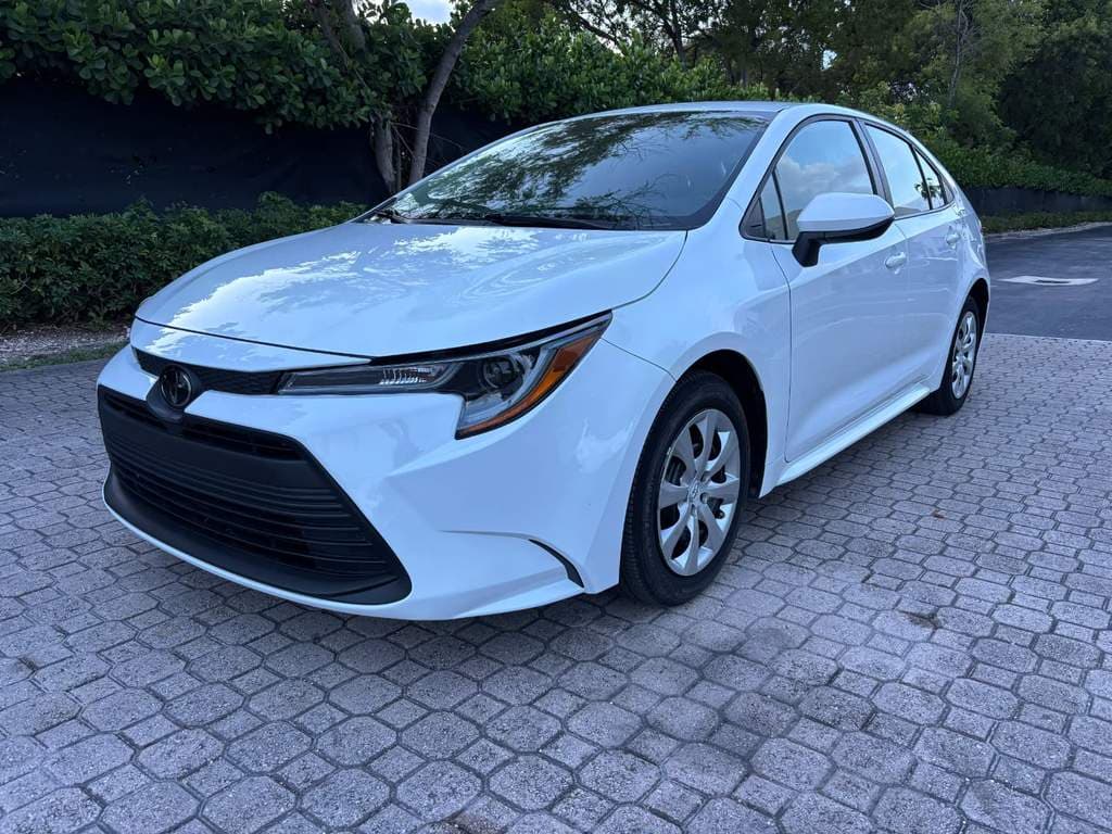 2025 Toyota COROLLA LE LE