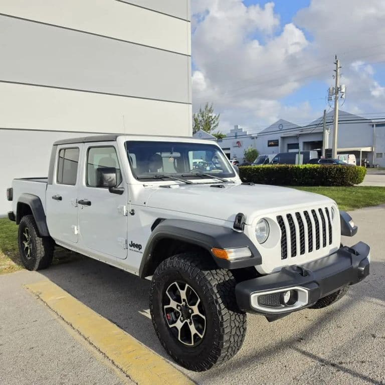 2023 Jeep Gladiator